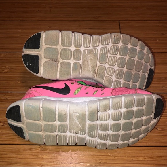 Girls Nike shoes youth size 12.5 - Picture 6 of 7